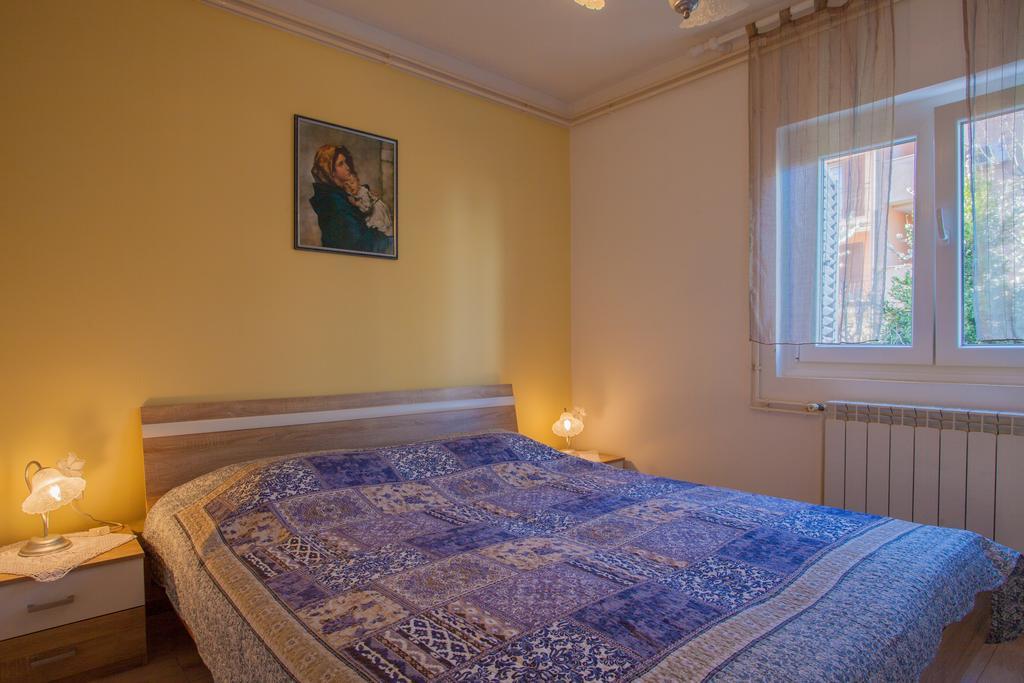 Apartments Tatjana Cres Exterior foto